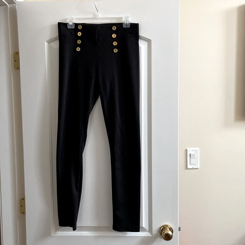 Beautiful high waisted pant in size L